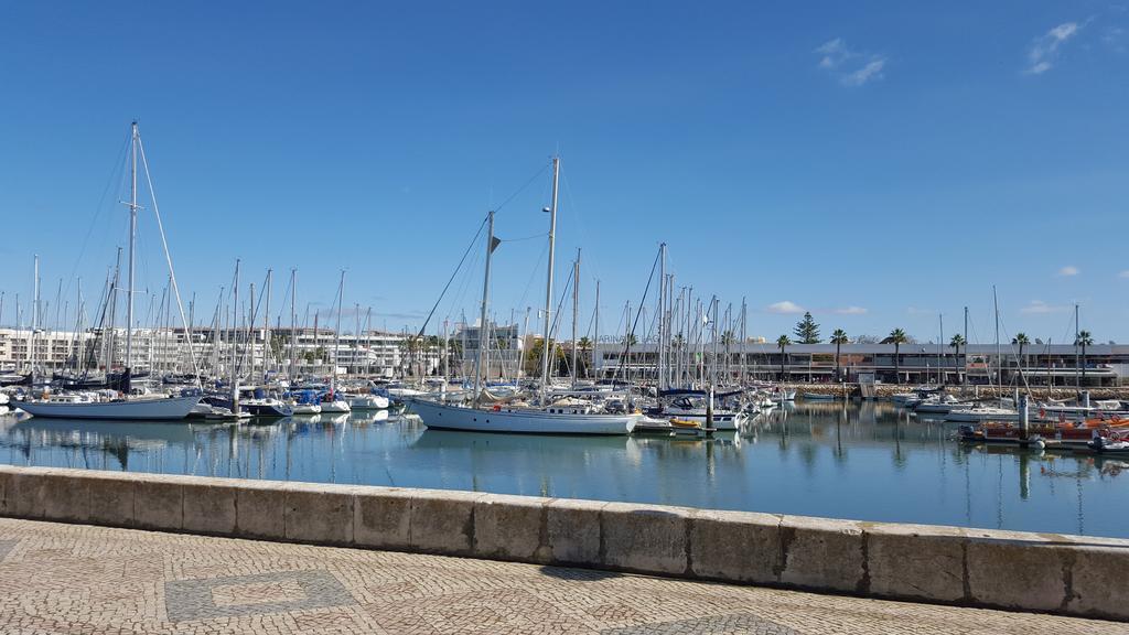 Lagos Marina Guest House Exterior photo